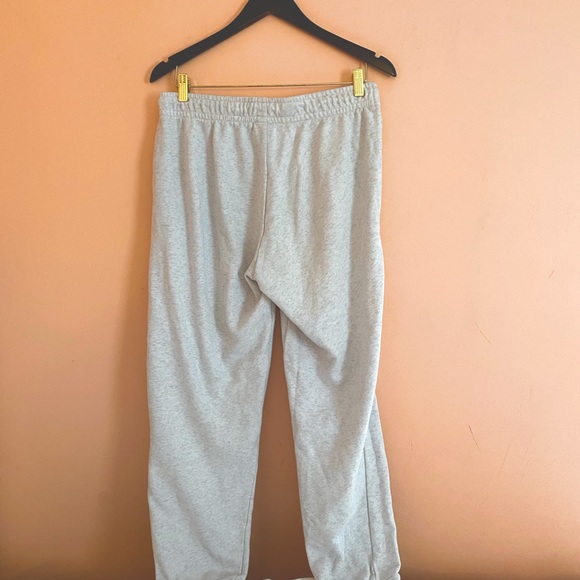Women’s Nike “Fleece Joggers” in light grey, size large. - Picture 2 of 4